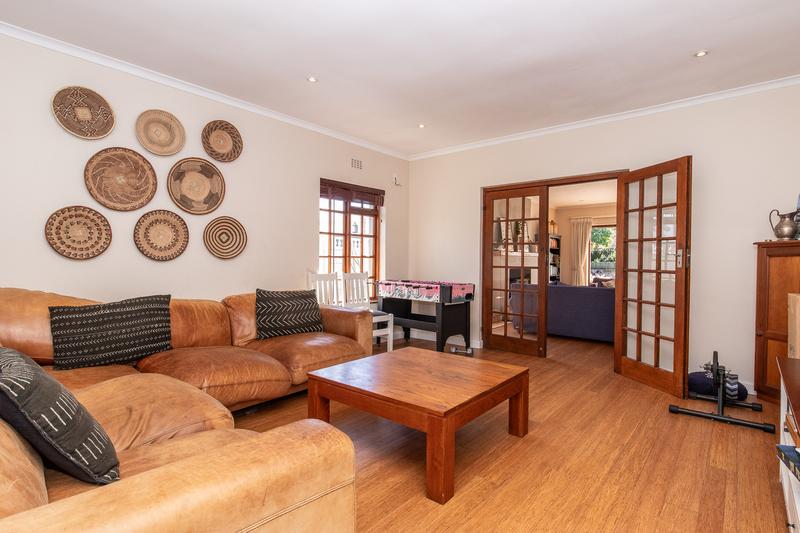 5 Bedroom Property for Sale in Bergvliet Western Cape